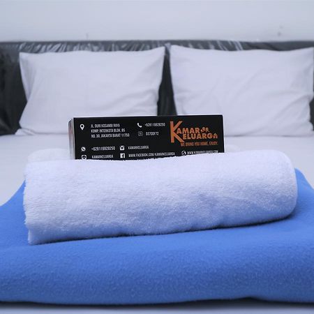 ホテル Kamar Keluarga Ungaran ジャカルタ エクステリア 写真