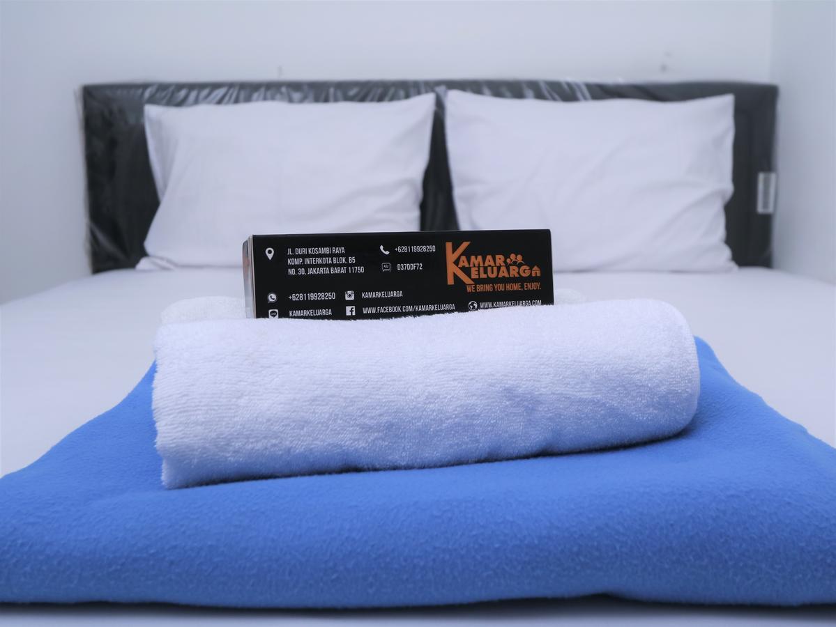 ホテル Kamar Keluarga Ungaran ジャカルタ エクステリア 写真